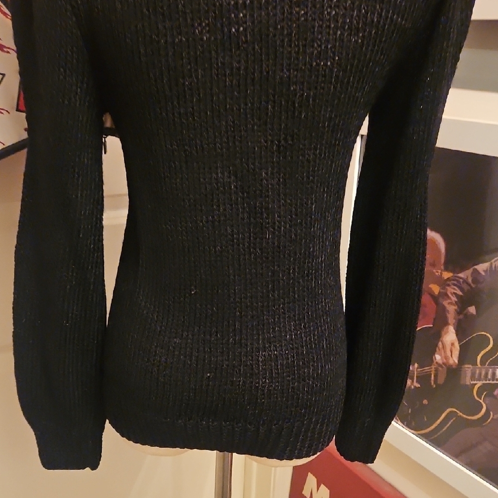 Black & Red Floral Appliqué Women's Sweater - Picture 8 of 10